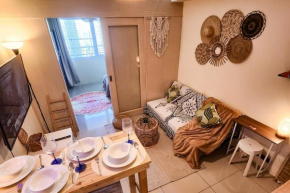 Boho City View 1br Apt in Makati with Netflix